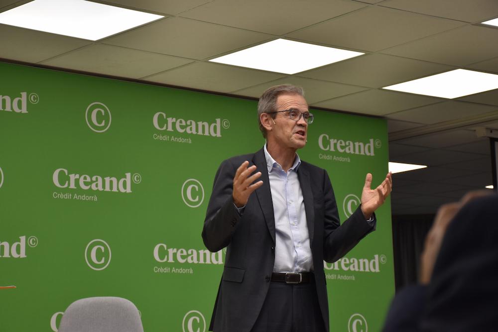 El retorn del proteccionisme i l’arribada d’un nou cicle financer centren la conferència de Jordi Gual